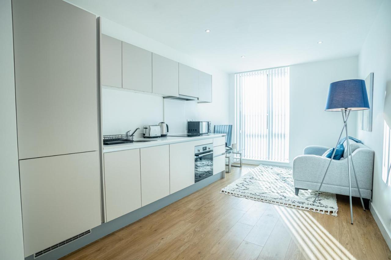 Luxe Apartments Bracknell Near Ascot, Legoland, Windsor, Lexicon - Free Parking & Gym Exteriör bild